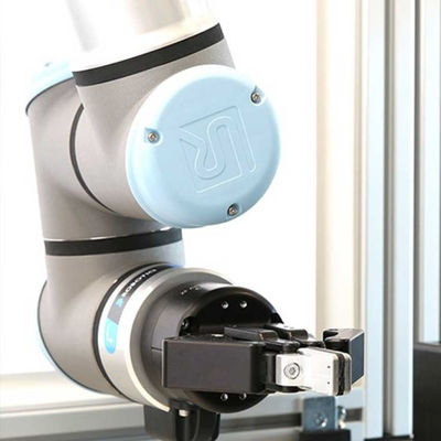 6 Axis UR10e Universal Robot Arm For Machinery Industry Equipment