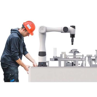 Robotic Arm 6 Axis CR5 Cobot Robot China Used For Semiconductor Loading And Unloading As Cobot