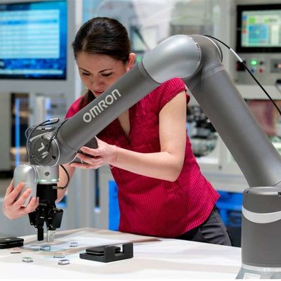 Robot Arm 6 Axis OMRON TM14M Cobot Payload 14kg With Visual Camera For Handling Robot As Cobot
