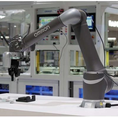 Collaborative Robot TM14 With CNC robotic Arm For Loading And Unloading As Pick And Place Robot