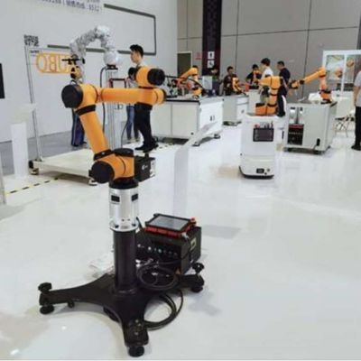 AUBO i5 Collaborative Robot With 6 Axis Robotic Arm For Lock Screw Of The Production Line As Cobot