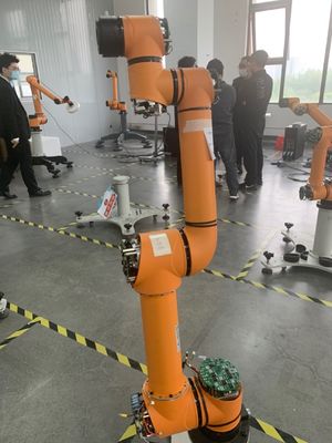 Industrial robot 5Kg payload 6 axis handling robot Aubo i5 collaborative robot arm