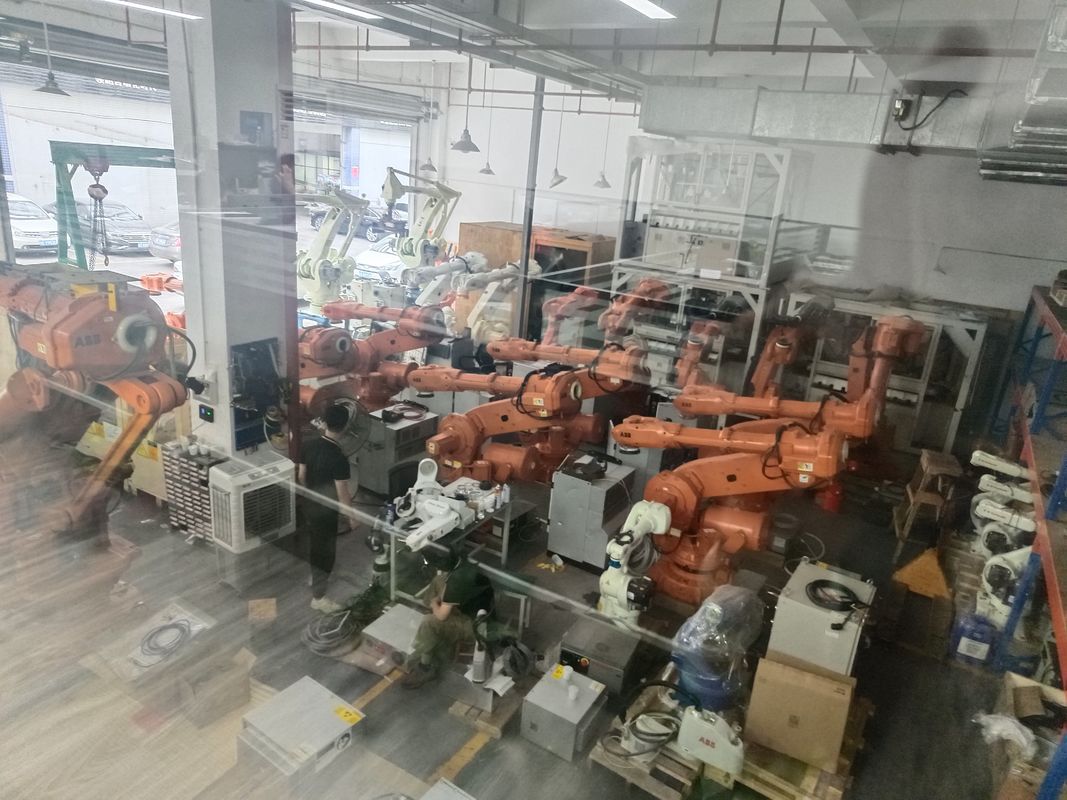 700kg Picking Used KUKA Robots Cobot Robot Arm 6 Aixs