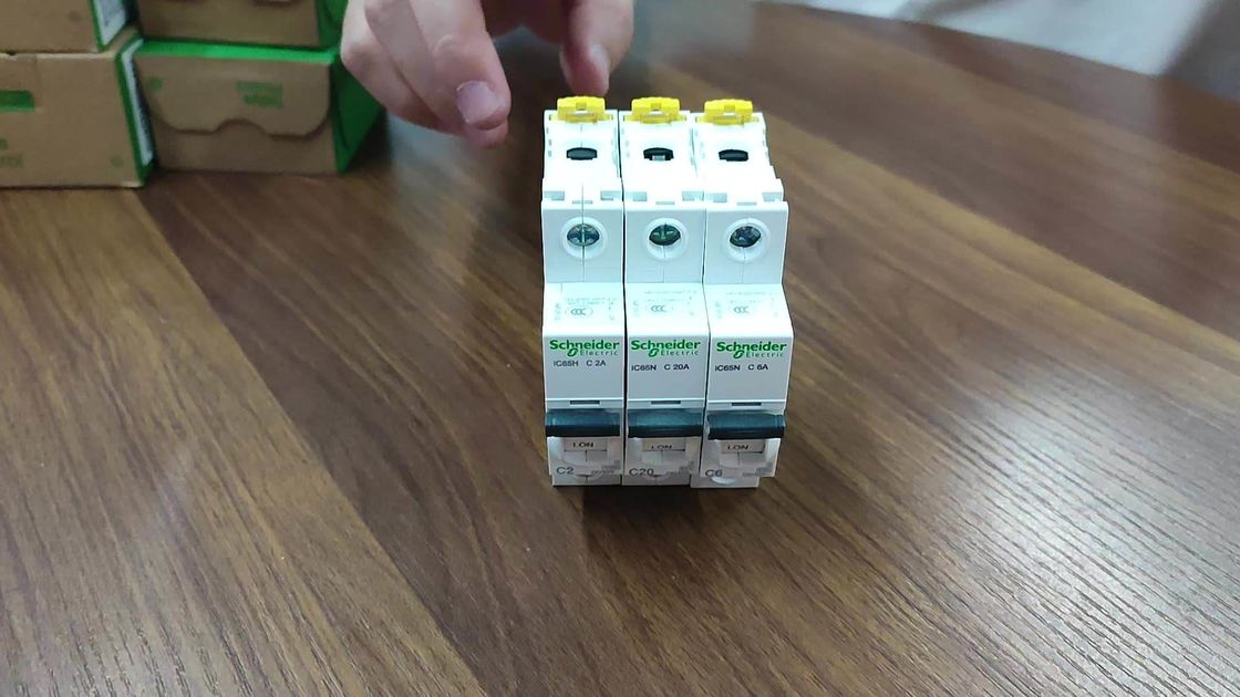 Schneider  contactor Acti9 iC65 series DC MCB C Cure 20ka iC65L DC 1P 2P 3P 4P 1A 2A 3A 4A 6A 8